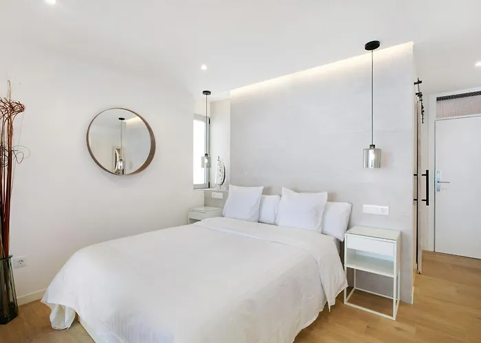 Апартаменты Luxury Loft El Roque 1 *